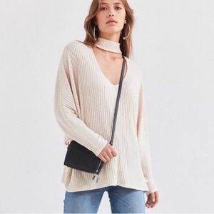 URBAN OUTFITTERS Ribbed Oversized Choker Sweater S Cream